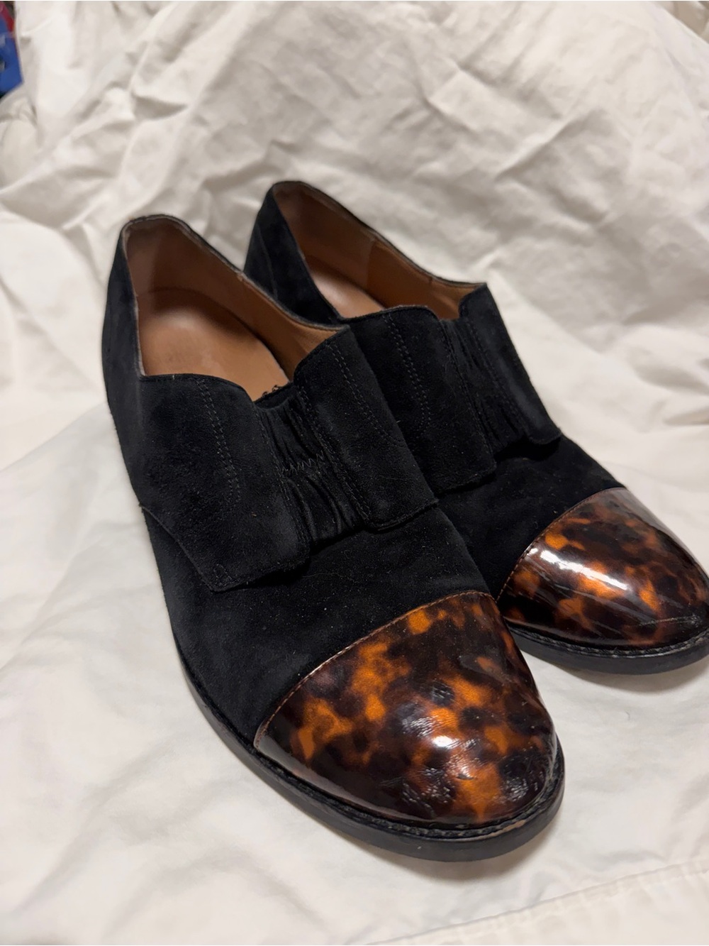 Vionic Jayla Flats Black Suede Slip-On Loafers with Tortoiseshell Cap Toe size 8